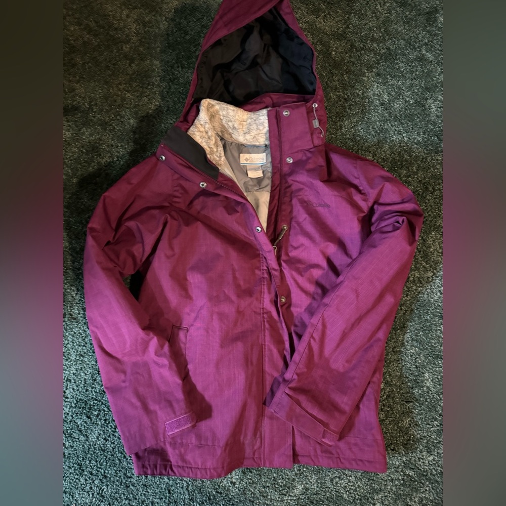 Columbia Coat - Picture 1 of 3